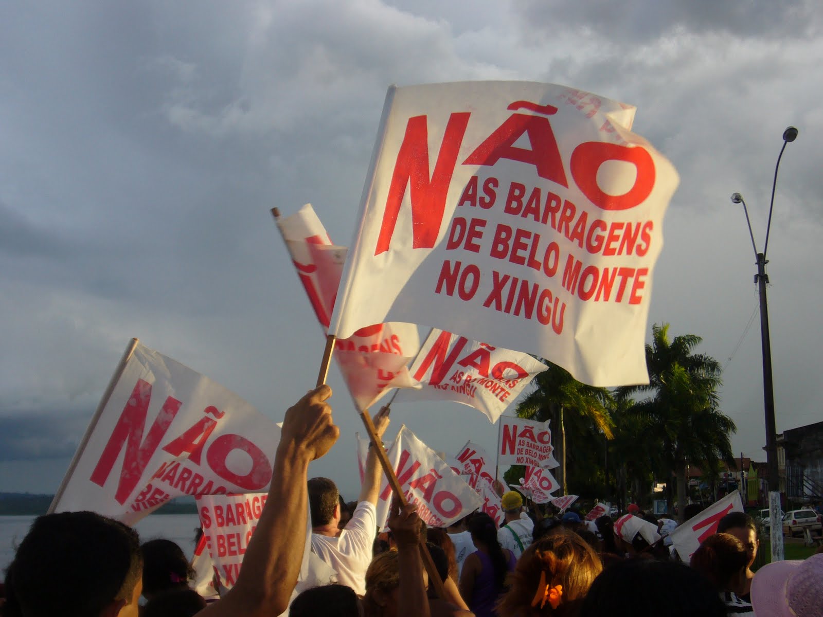 Bandeiras-Não-Belo-Monte